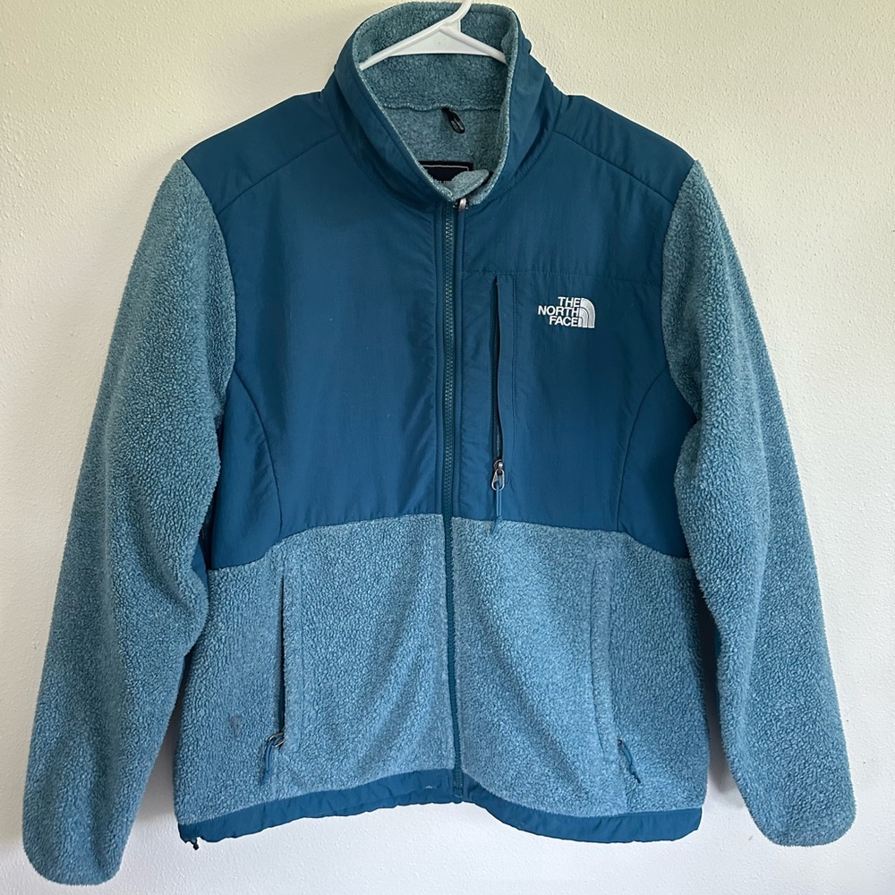 Women’s North Face Fleece Zip Up